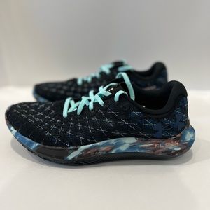 Size 8.5 - Under Armour Flow Velociti Wind 2 Black Beta